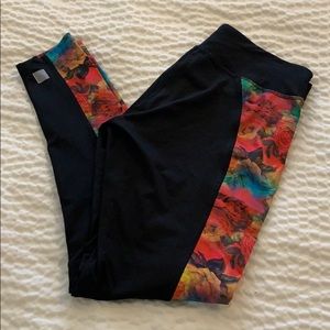 LuLaRoe jade floral workout leggings